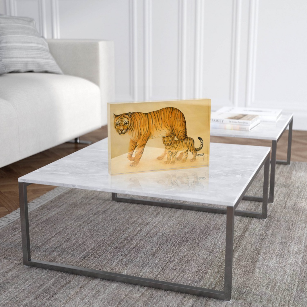 Mara Tranlong "Première sortie" Reproduction sur Plexiglass 20x30 cm Mara Tranlong "Première sortie" Reproduction sur Plexiglass 20x30 cm