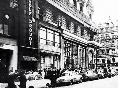 Entrée du Golf Drouot un dimanche après-midi Entrée du Golf Drouot un dimanche après-midi