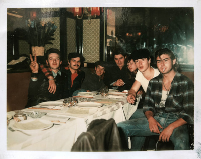 La bande des Abbesses "Les Loulous de Montmartre" vers la fin des années 70 La bande des Abbesses "Les Loulous de Montmartre" vers la fin des années 70