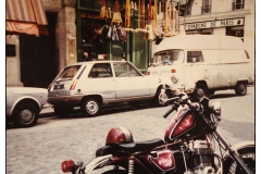 LES-LOULOUS-DE-MONTMARTRE---BANDE-DES-ABBESSES-CAFE BRUANT 1