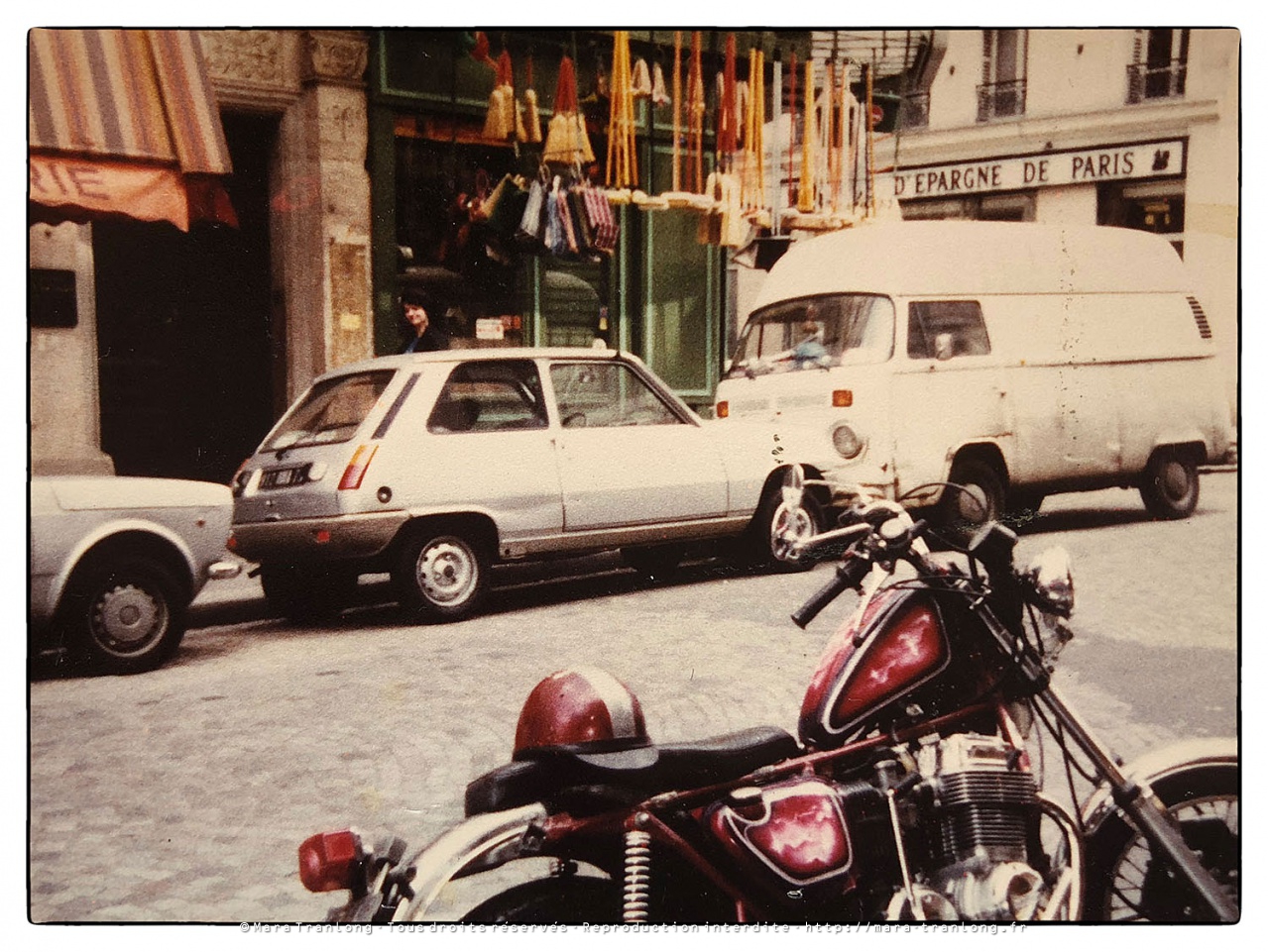 LES-LOULOUS-DE-MONTMARTRE---BANDE-DES-ABBESSES-CAFE BRUANT 1